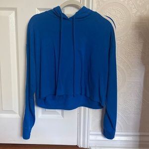 Blue cropped hoodie with white strip